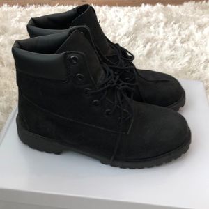 Classic Black Timberlands